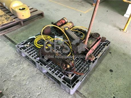 Pallet of Hydraulic Manual Power Pack with Jacks and Tools