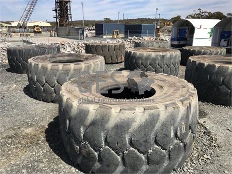 Bridgestone 35/65R33 x 7 Pallet T15.