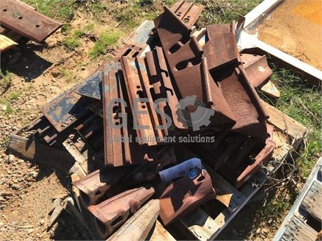 UNRESERVED - GET Bucket Teeth & Grouser Plates Item ID: 3587