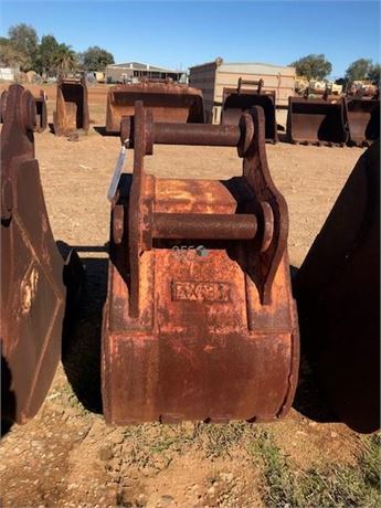 UNRESERVED - Bucket Trenching ~600 mm Item ID: 3567