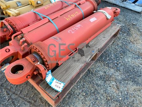 Sandvik Cylinders Boom Swing Refurbished SNM024