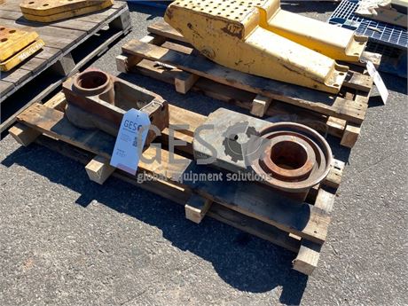 Komatsu Idler Mount Part 208-30-53180 ItemID_4161