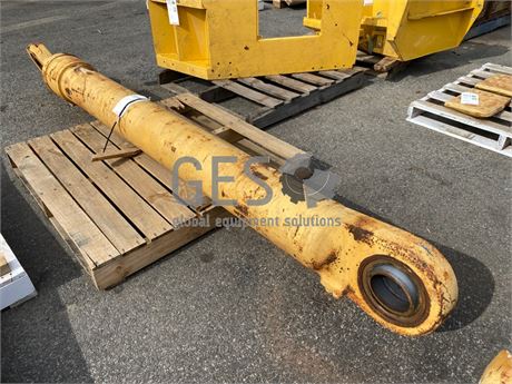 Komatsu Cylinder Boom to suit PC800-7, PC750LC-6, PC800-6, PC750LC-7