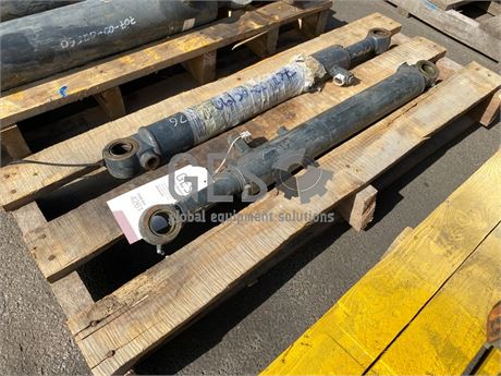 Komatsu Cylinders Steering x 2 Part 707-00-0C190 ItemID_4261