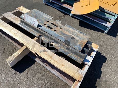 Komatsu Grouser Plates x 2 Part 207-32-61320 ItemID_4325