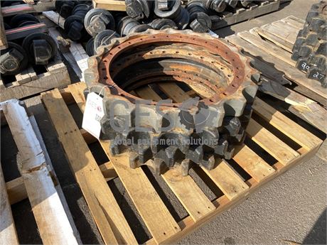 Komatsu Sprockets x 4 to suit PC300, PC400, PC450, BR500JG-1, PC350