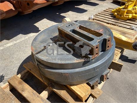 Komatsu Idler Assembly Part 209-30-00014 ItemID_4117