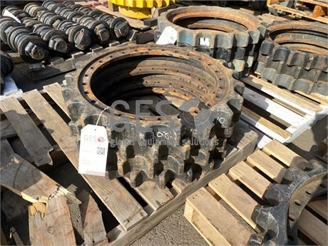 Komatsu Sprockets x 4 to suit PC300, PC400, PC450, BR500JG-1, PC350