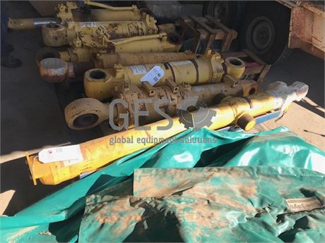 Komatsu Cylinder Blade Lift to suit D375-5EO, D375-6 REMAN