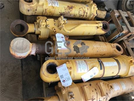 Komatsu Cylinder Ripper Lift to suit D375-5, D375-5EO, D375-6  REMAN