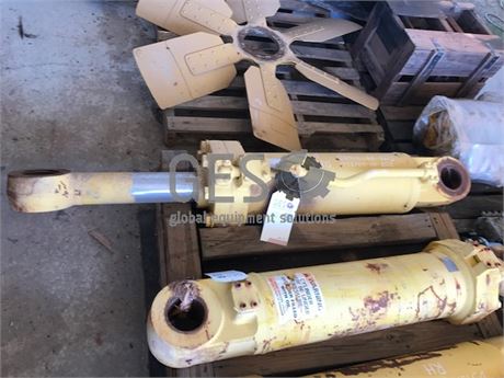 Komatsu Cylinder Ripper Lift to suit D375-5, D375-5EO REMAN