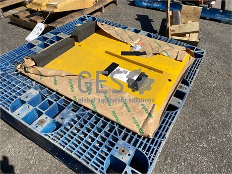 Komatsu Panel Part 209-54-77782 ItemID_4159