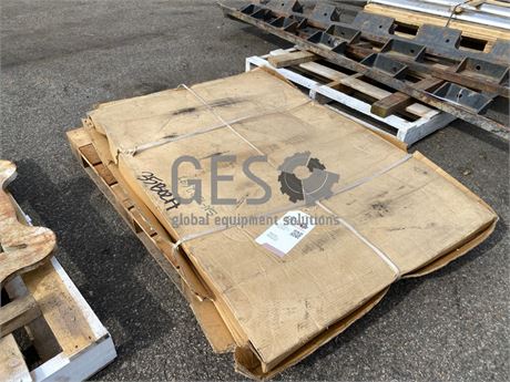 Komatsu Glass to suit D375A-5E0, D375A-6, D375A-6R, D275A-5R, D275AX-5E0