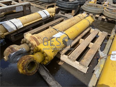 Komatsu Cylinders x 2 to suit PC400 Part 707-01-0F702 ItemID_3895