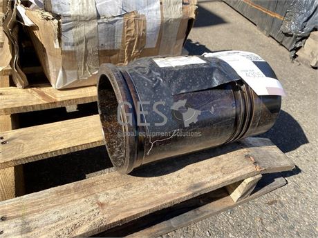 Komatsu Cylinder Liner to suit SAA6D140