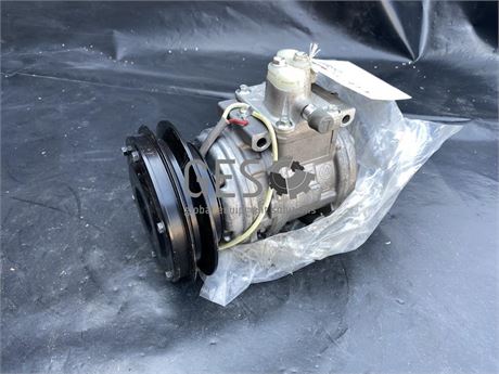 Komatsu Denso Air Compressor Part 195-911-8991