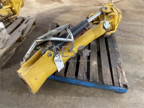 Atlas Copco Boom Mid Section with lift & Swing Cylinders to suit ML2D