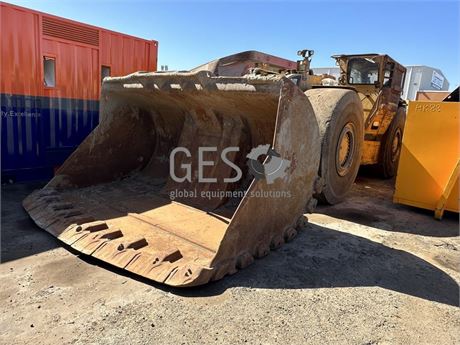 2011 Caterpillar R2900G Bogger