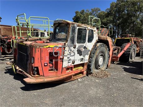 Sandvik TH663 Underground Truck no tub