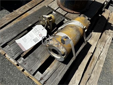Caterpillar Emergency Steering Motor and Relay to suit 775F