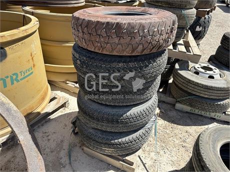 Various LT235/85R16 Tyres on rims x 5 Used