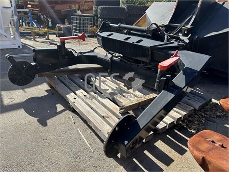 2009 Jaws Buckets 2,045 Kg Tyre Handler Refurbished with NEW controller