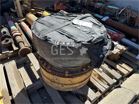 Caterpillar AD55 brake pack and wheel hub