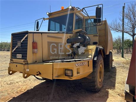 1998 Volvo A25 Articulated Water Cart