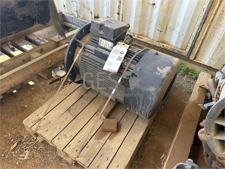 VEM 55 KW 250M 2955 rpm 1000 Volt motor