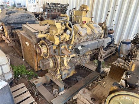 Caterpillar 3408 Engine AR NO 1658094 Parts missing