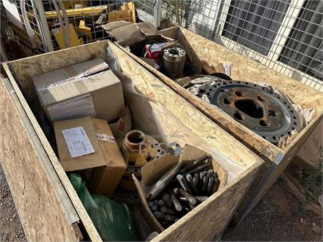 Caterpillar Axle Group dismantled to suit R2900 in 3 crates