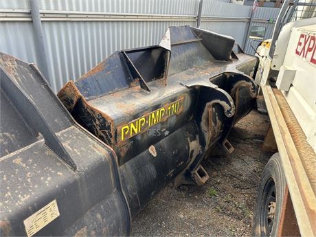 Caterpillar Bucket GP to suit 930  tool carrier with bolt on lip