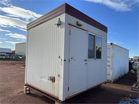 Fleetwood Portable communications hut Approx 3 x 2.4 mtrs Wind velocity 41 mps