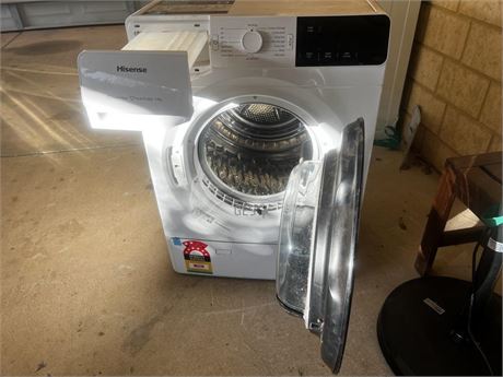 Hisense HDGE90H 9KG Front Load PureStream Heat Pump Dryer