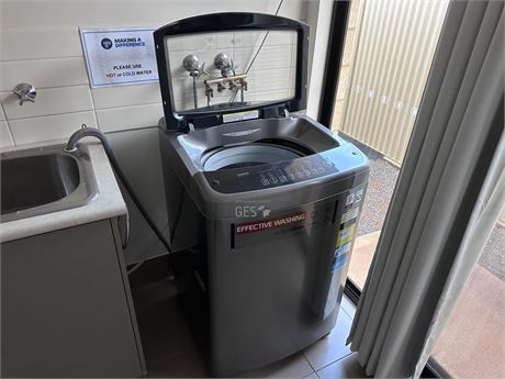 LG 9.0Kg Top Loader Washine Machine