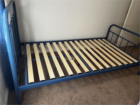 Metal Frame Single Beds x 2 frames only