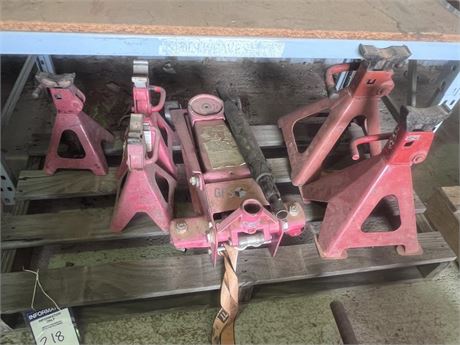 Heavy Duty Roller Jack and 5 x axle stands