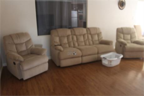 Lounge suite 3 seater and 2 x recliners