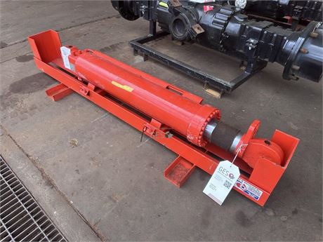 Sandvik Boom lift cylinder to suit D07 part no 32592005RX