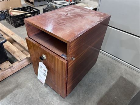 Wooden Desk draws Dark Grain