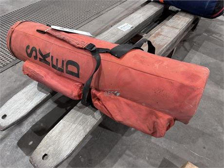 Skedo Vertical Stretcher