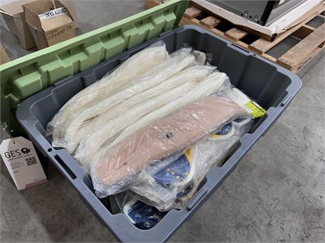 Soft and Hard vertical neck braces package