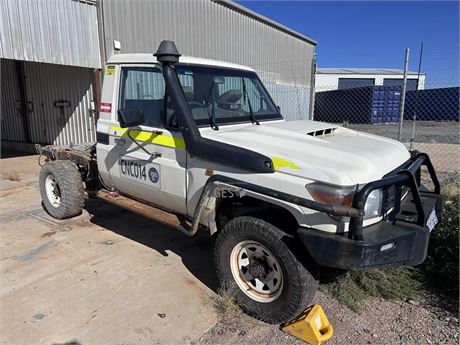 2019 Toyota VDJ79R Land Cruiser tray back Wrecking incomplete