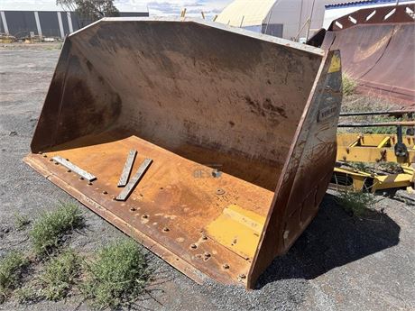 Volvo Bucket GP bolt on lip