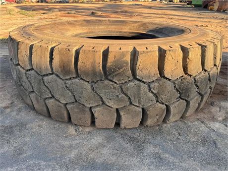 Magna 27.00R49 tyre used