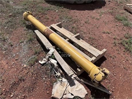 Caterpillar Drive shaft
