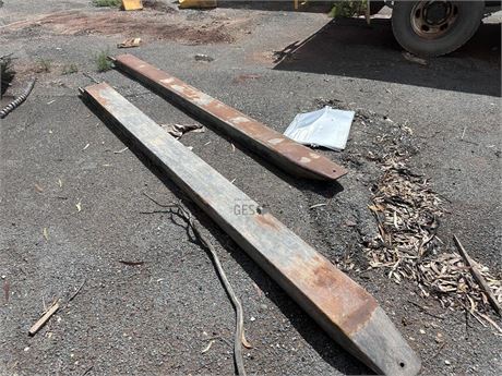 Fork sleeves pair approx 2.7 mtrs