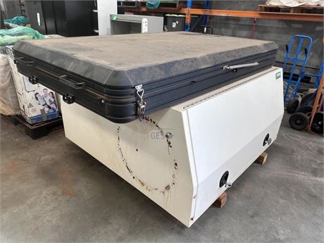 T.C Boxes TCX enclosed tray box with Kings Grand Tourer MkIII tent fitted