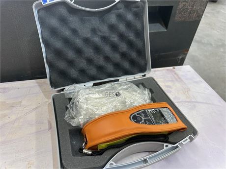 2020 Envitec AlcoQuant 6020 plus Breathalyser in carry case