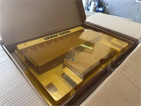 Master Lock 10 lock Lockout stations 1483BP410 x 2 unused